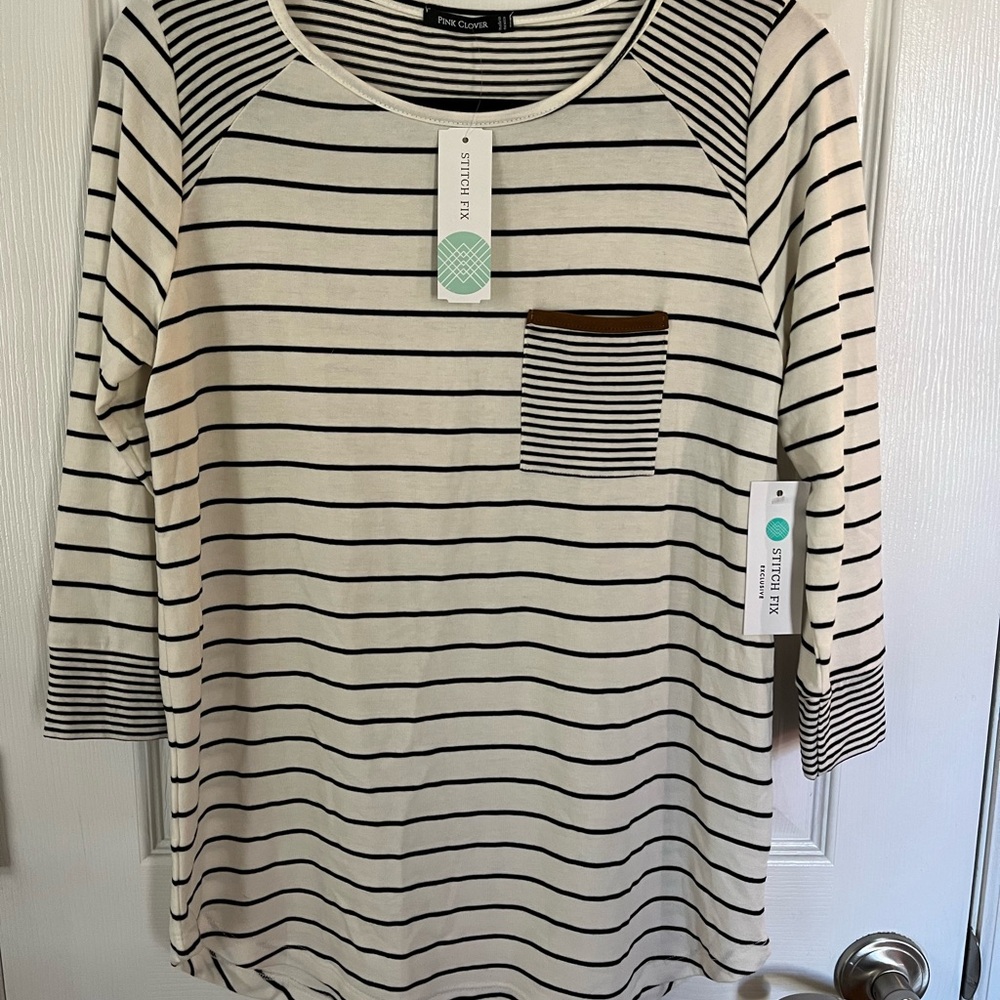 Pink Clover Cream and Black Relaxed Boxy 3/4 Sleeve Tee